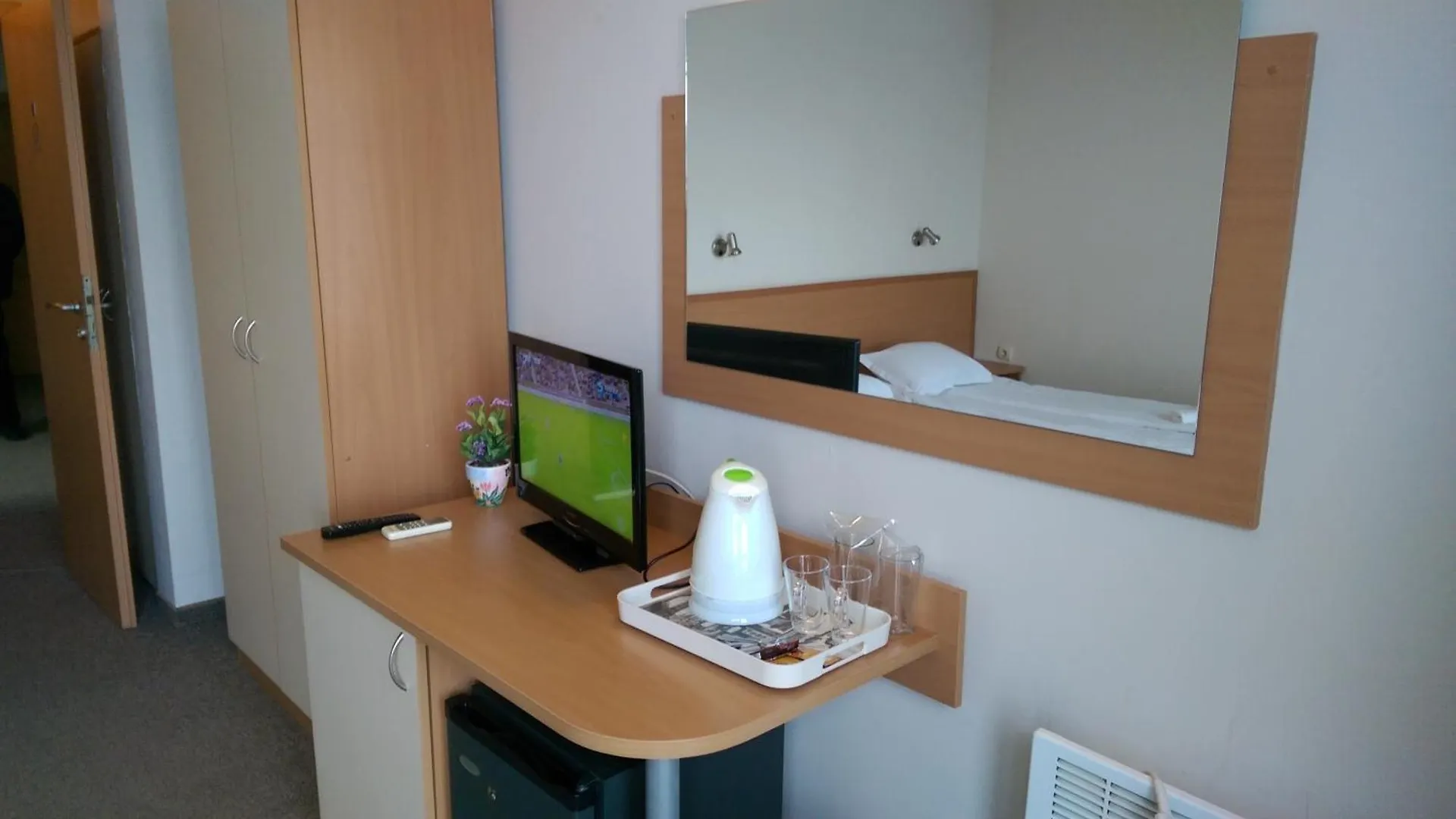 Hotel Briz Burgas 2*,